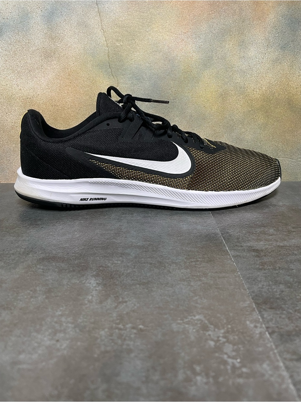 Nike Downshifter 9 Men's Running Shoes Gold/Black/White Size 13